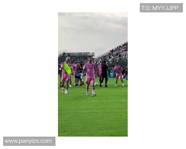 梅西场内场外引发巨大争议 球迷热议他的最新举动 梅西场内场外引发巨大争议 球迷热议他的最新举动